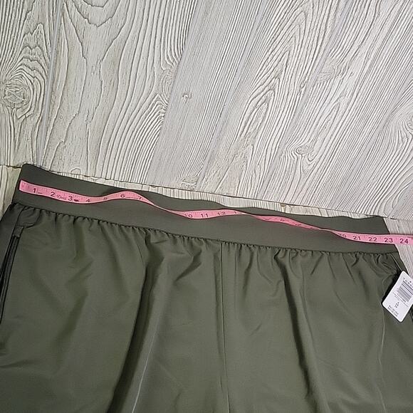 Torrid Happy Camper Olive Green Walking Pant Womens Plus Size 4X NWT - Picture 8 of 12